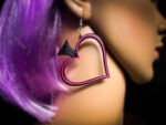 Inverted Spade Heart Earrings Model
